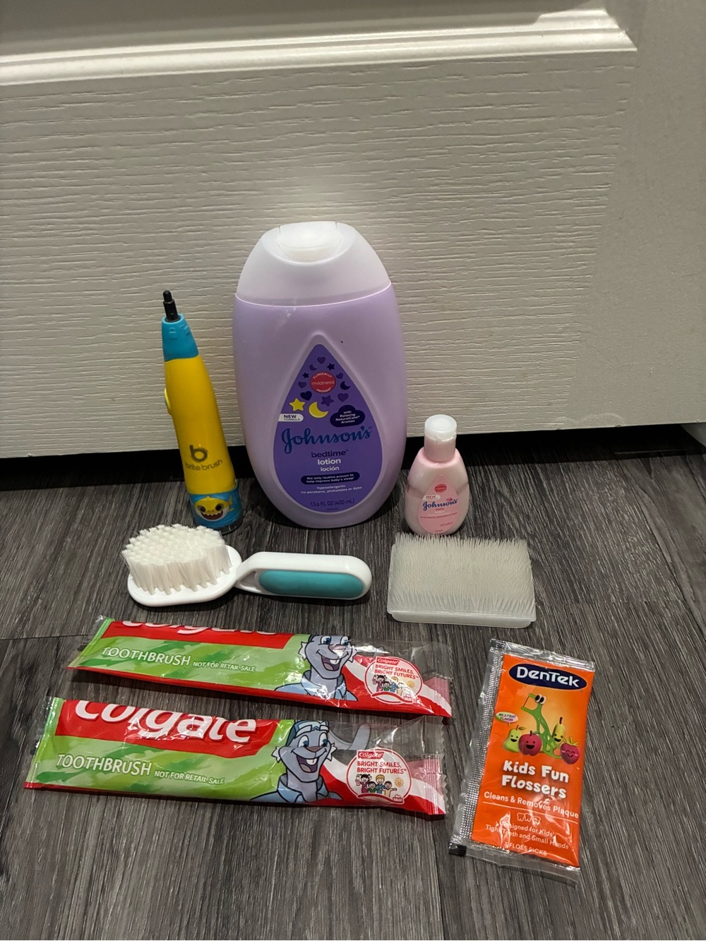 Childrenโs bathroom bundle